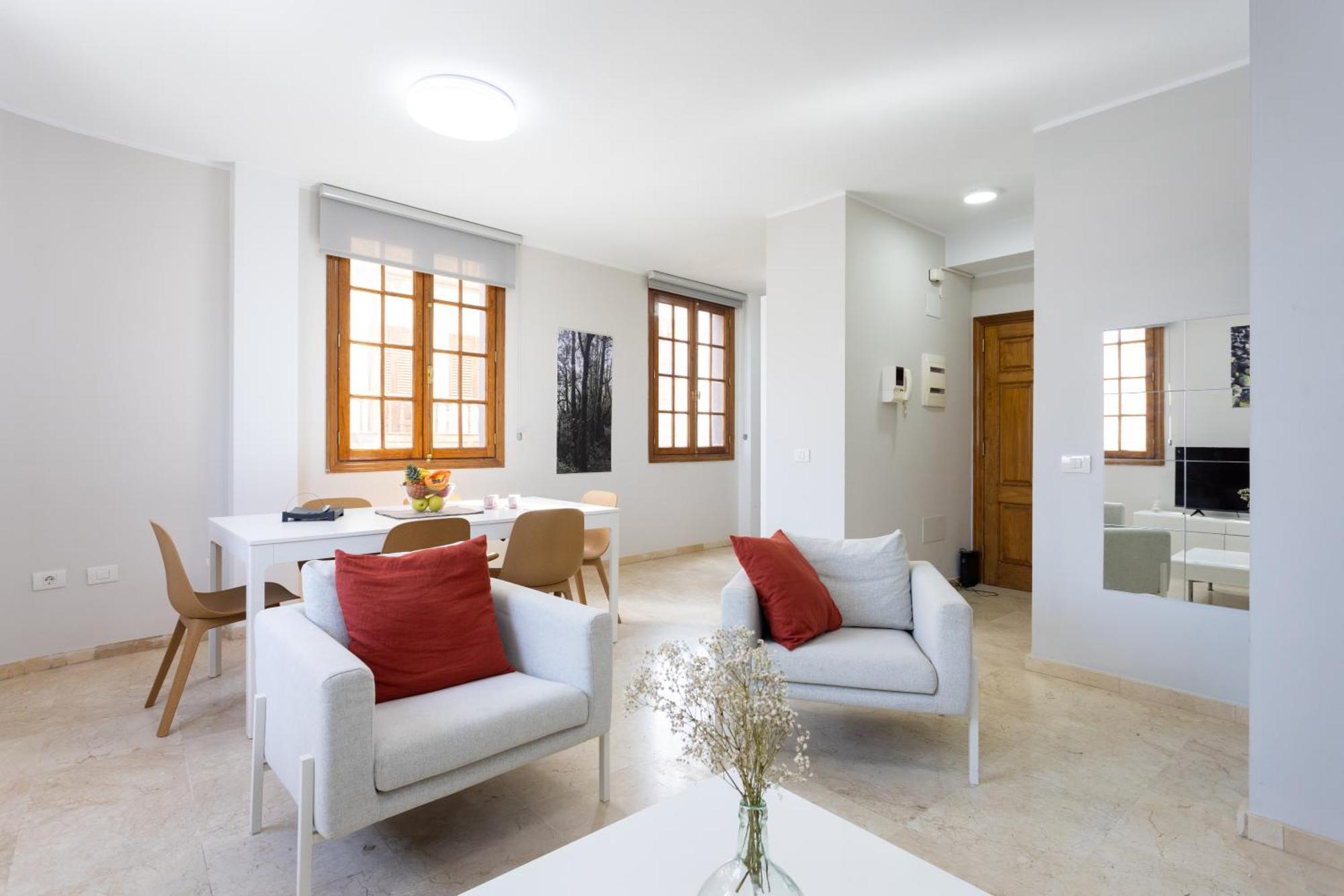 Appartamento Old Two-bedroom With Sea View *